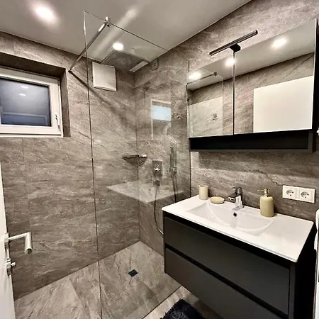 My شقة أونتيرتاورين