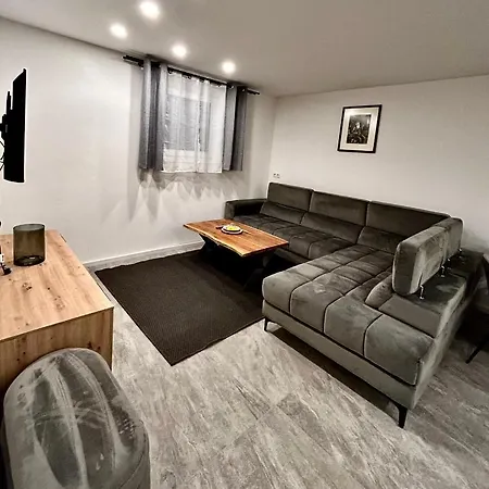 My * أونتيرتاورين